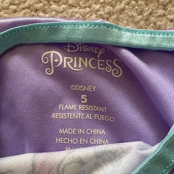 🤍Disney princess Little mermaid 🤍Nightgown girls size 5 - Picture 3 of 5